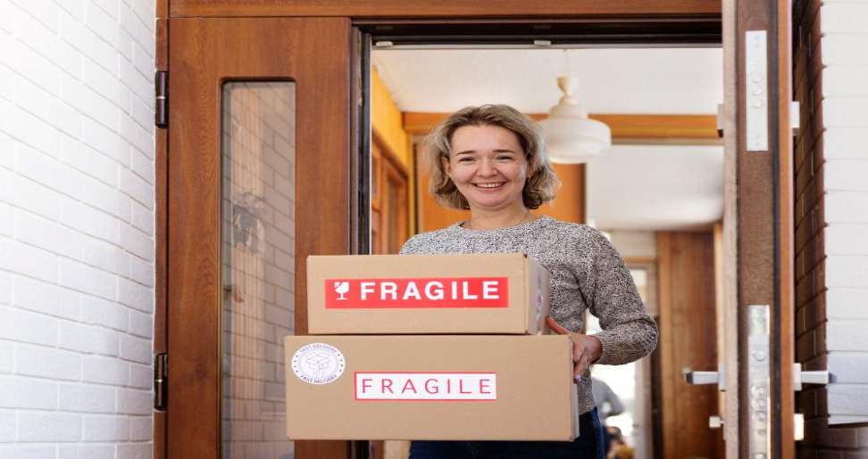 How to Safely Pack Fragile Items for Shipping